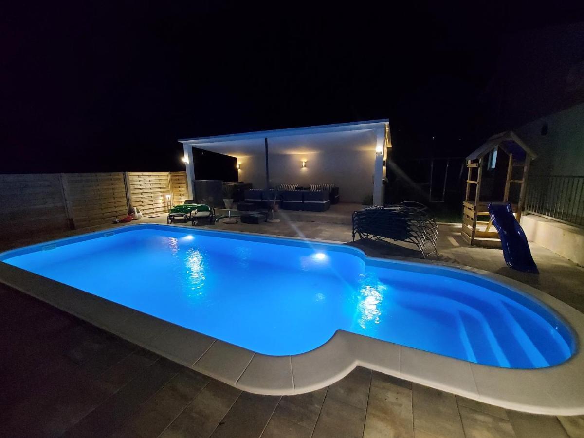 Holiday House Villa Bleu Korusce Zewnętrze zdjęcie